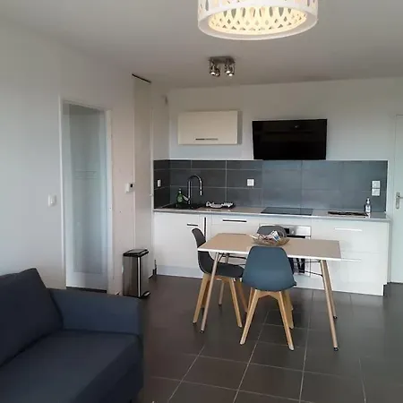 Апартаменты Vue Mer Proche De Toutes Commodites